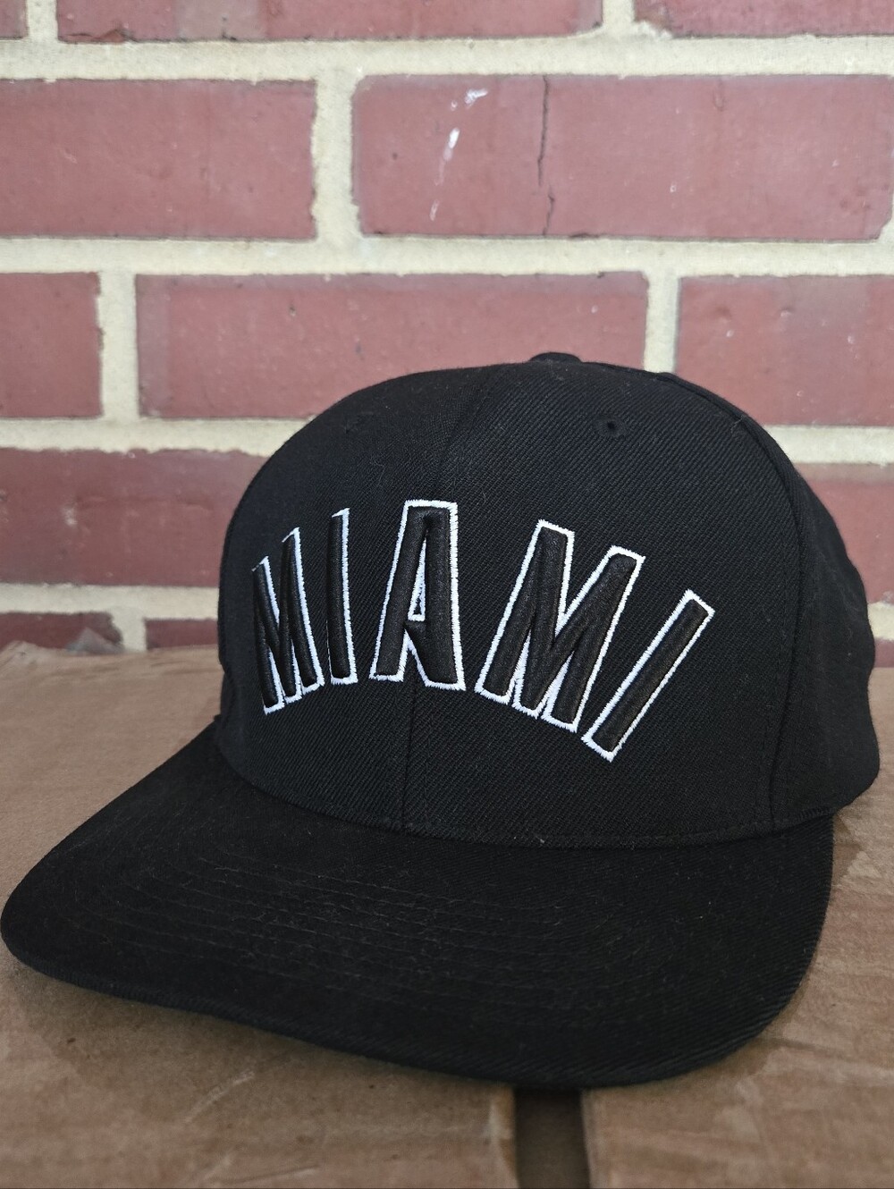 Mitchell‎ & Ness Miami Heat  Hardwood Classics Snapback Hat Wool NBA Adjustable